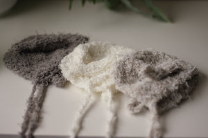 Textured (cotton-like) Lamb Bonnets